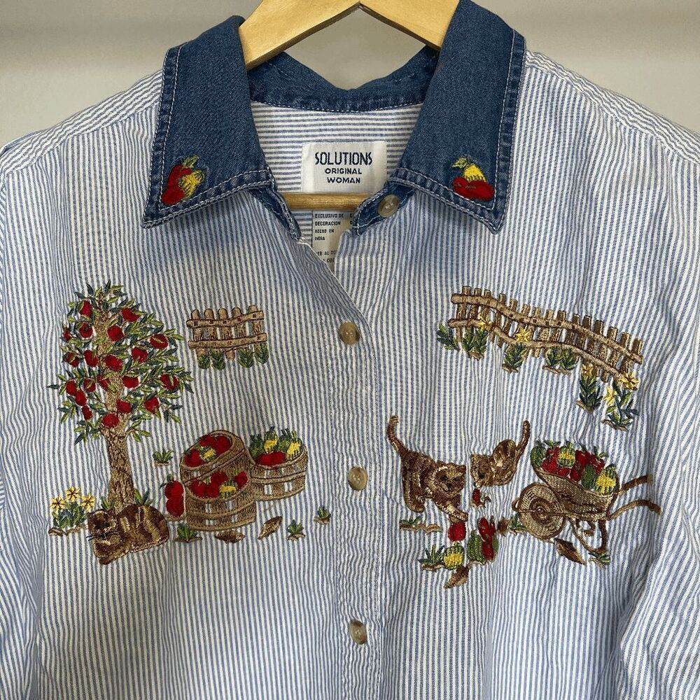 Solutions Vintage Farm Cottagecore‎ Embroidered Button Down Shirt Apples Cats